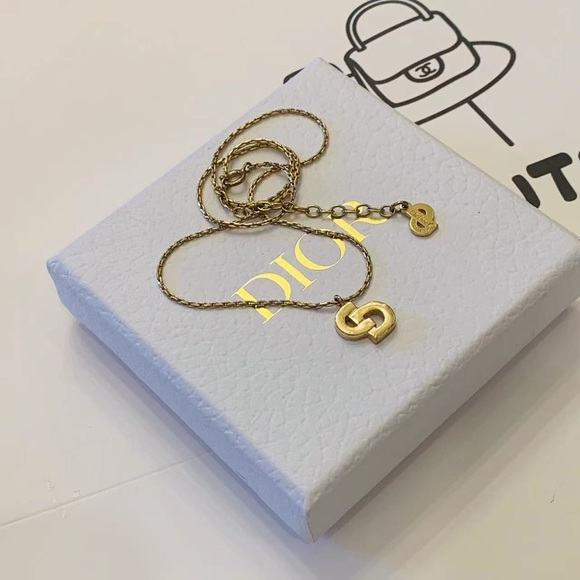 Authentic Dior Necklace - Picture 2 of 15
